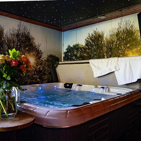 Drents Genieten - Dopheide Met Prive Jacuzzi En Sauna Erm エクステリア 写真